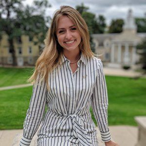 Meet your Posher, Becky